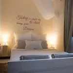 Relax 200 M T Apartment Rovinj